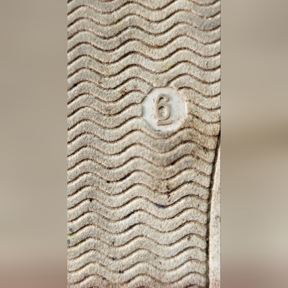 Old Navy classic brown suede loafer tie shoes - Picture 5 of 8